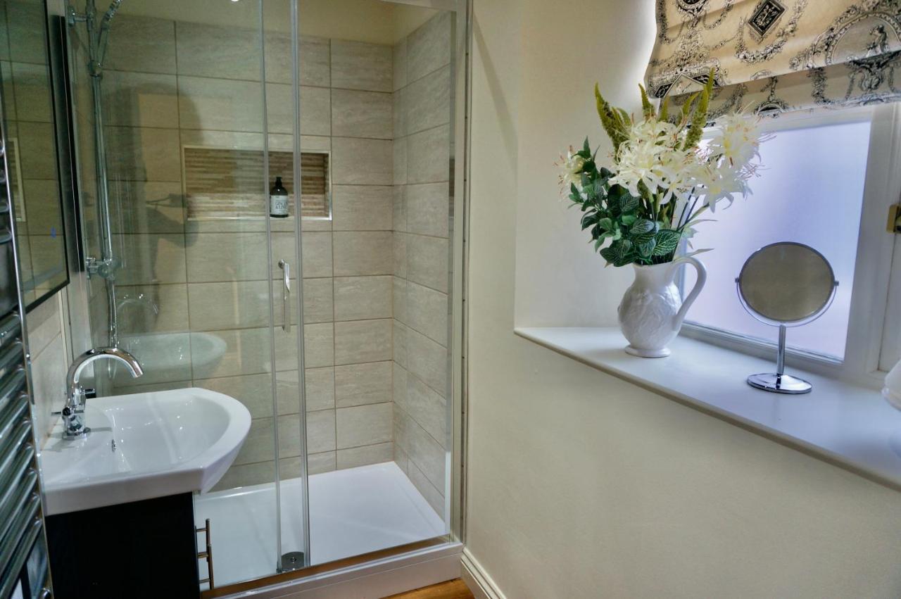 Minton House Apartment Colyton Bagian luar foto